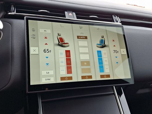 Used 2026 Land Rover Range Rover Velar Dynamic SE AWD/4WD image 18