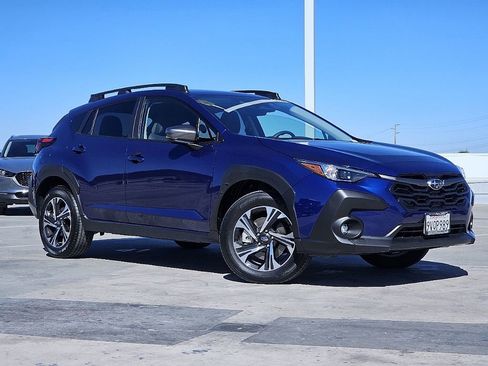 Certified 2025 Subaru Crosstrek 2.0i Premium image 4