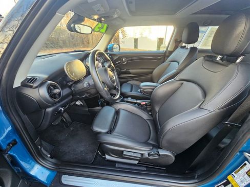 Used 2023 MINI Cooper S image 13