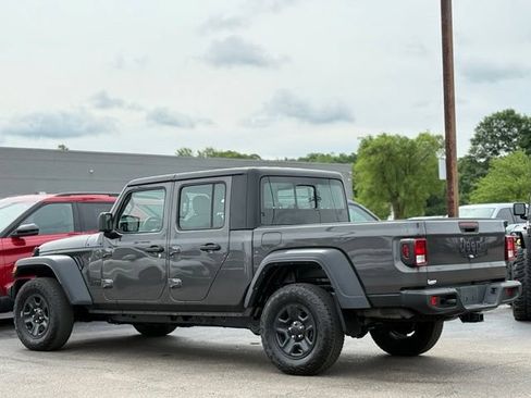 Used 2022 Jeep Gladiator Sport AWD/4WD image 38