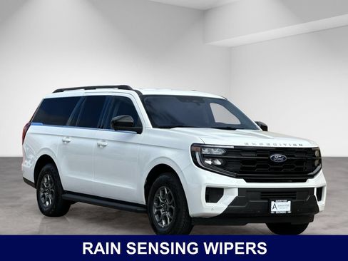 Used 2025 Ford Expedition Max Active RWD image 8