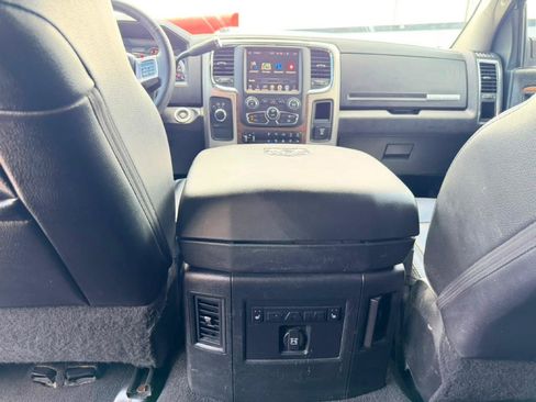 Used 2017 RAM 3500 Laramie w/ Convenience Group AWD/4WD image 45