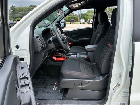 Used 2026 Nissan Frontier PRO-4X AWD/4WD image 10