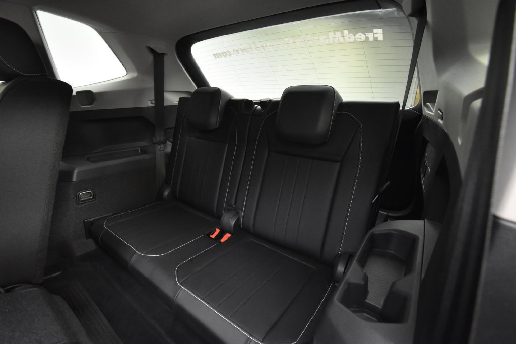 Used 2022 Volkswagen Tiguan SE FWD image 16
