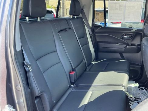 Certified 2021 Honda Ridgeline RTL image 17