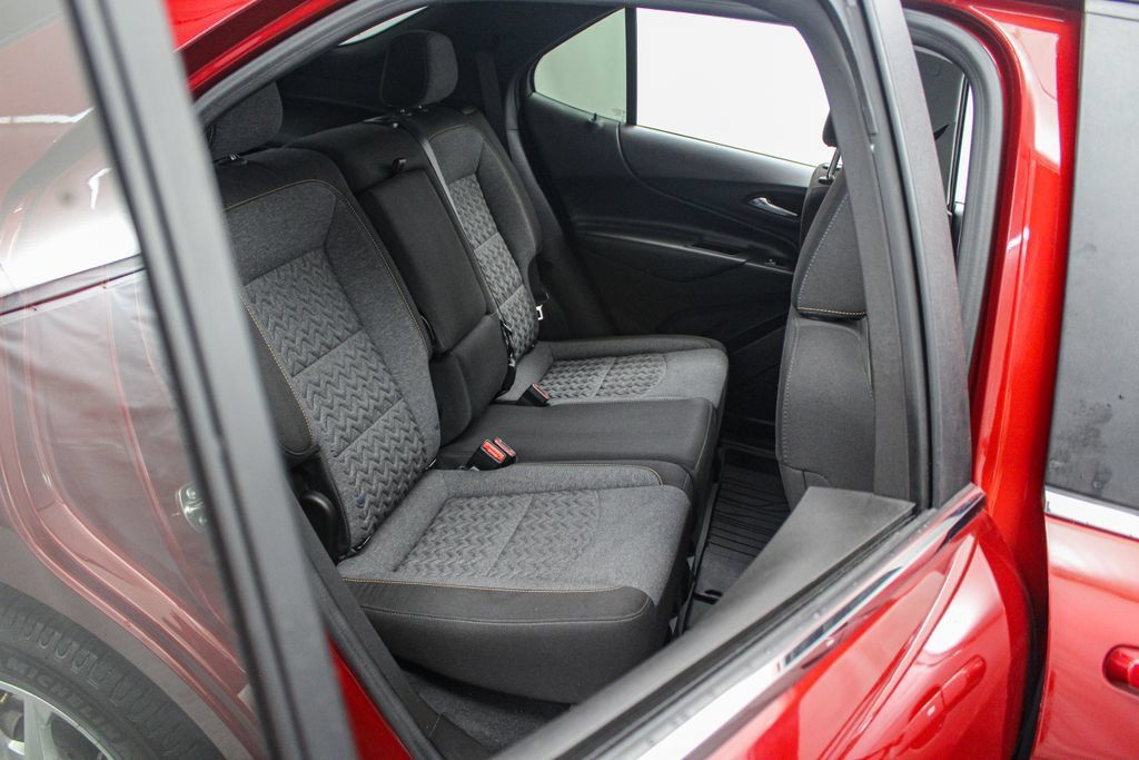 Used 2024 Chevrolet Equinox LT w/ LPO, Floor Liner Package FWD image 24