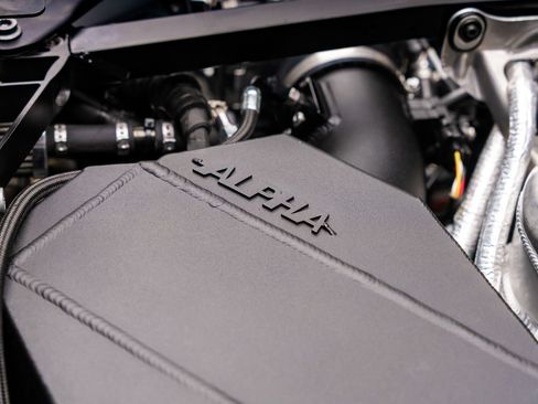 Used 2021 Lamborghini Huracan STO RWD image 75