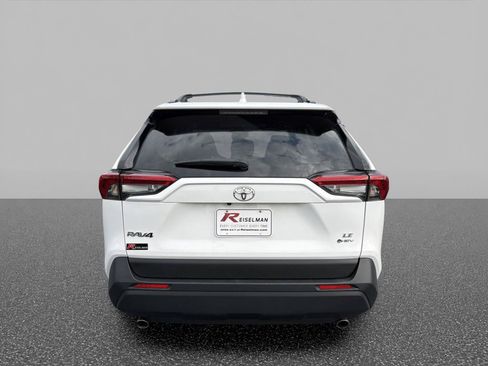 Used 2025 Toyota RAV4 LE AWD/4WD image 7