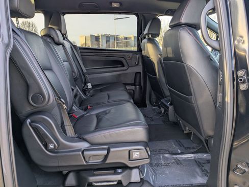 Certified 2023 Honda Odyssey Sport image 24