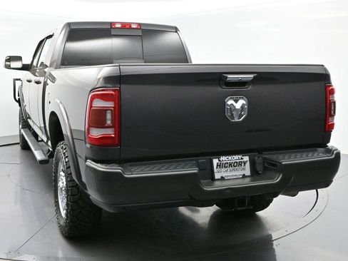 Used 2022 RAM 3500 Laramie AWD/4WD image 6