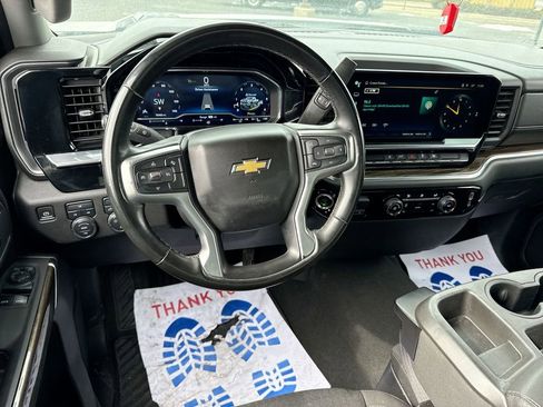 Used 2024 Chevrolet Silverado 2500 LT image 14