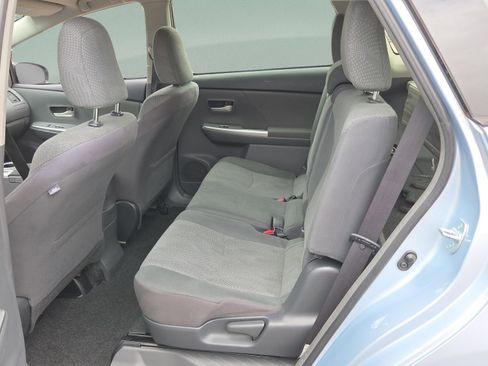 Used 2014 Toyota Prius V Three FWD image 10