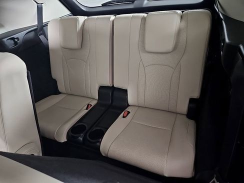 Used 2021 Lexus RX 350L FWD w/ Premium Package image 12