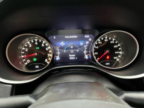 Used 2020 Jeep Compass Limited FWD image 17