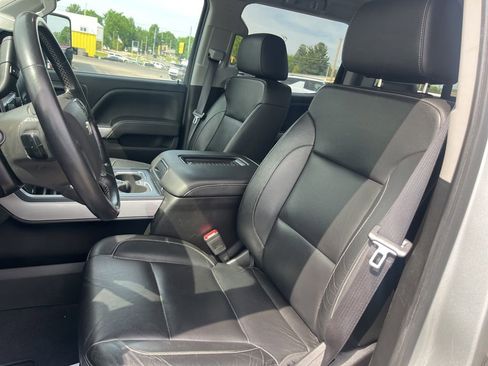 Used 2019 Chevrolet Silverado 2500 LTZ w/ LTZ Plus Package AWD/4WD image 22