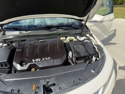 Used 2014 Chevrolet Impala LT w/ Convenience Package image 31