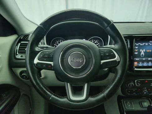 Used 2018 Jeep Compass Limited w/ Navigation Group FWD image 13