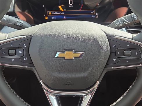 New 2026 Chevrolet Trax LT w/ Sunroof Package image 12