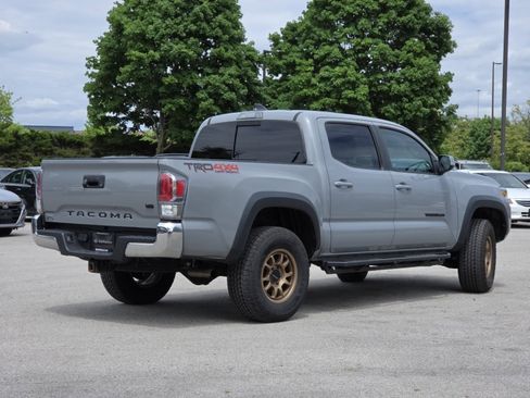 Used 2021 Toyota Tacoma TRD Off-Road AWD/4WD image 23
