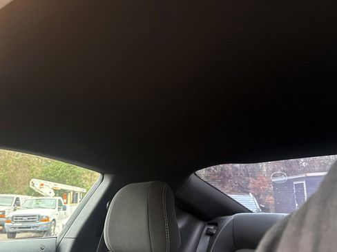 Used 2017 Ford Mustang Coupe image 17