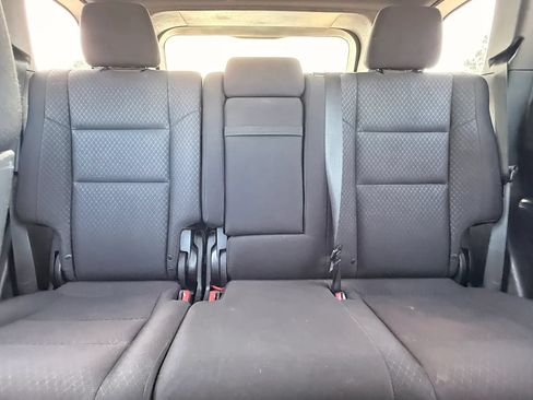 Used 2018 Jeep Grand Cherokee Laredo AWD/4WD image 22