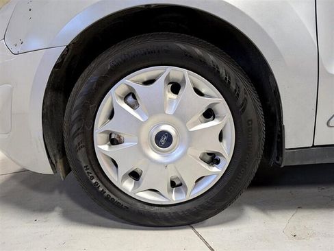 Used 2015 Ford Transit Connect XLT image 15