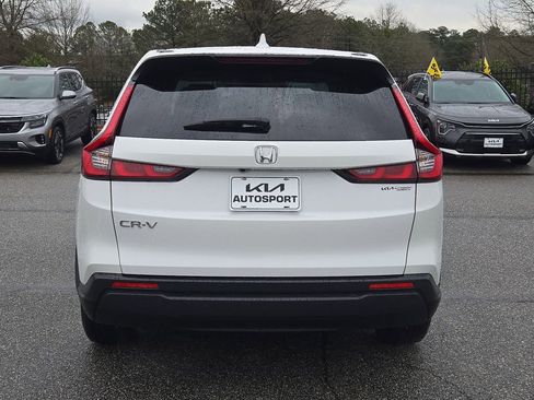 Used 2023 Honda CR-V EX image 9