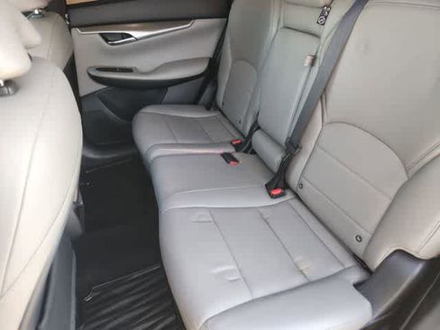 Used 2023 INFINITI QX50 Luxe image 14