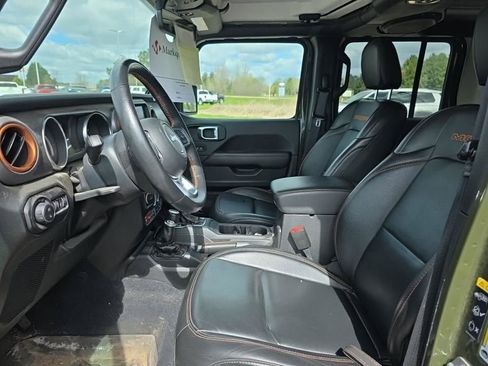 Used 2022 Jeep Gladiator Mojave w/ LED Lighting Group AWD/4WD image 4
