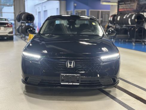 Used 2023 Honda Accord EX image 2