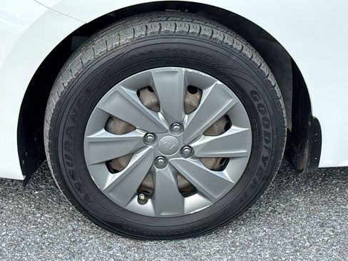 Used 2020 Kia Rio S image 18