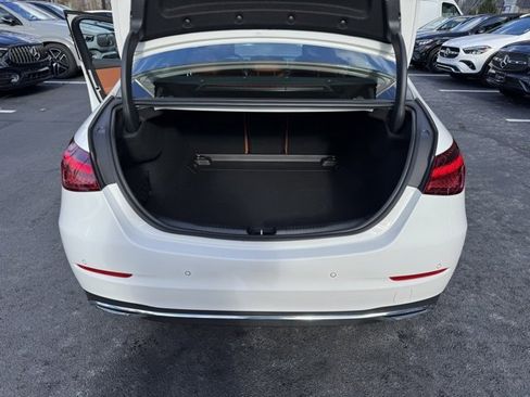 Used 2025 Mercedes-Benz C 300 4MATIC Sedan image 11