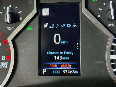 Used 2022 Toyota Tundra SR5 w/ SR5 Premium Package AWD/4WD image 2
