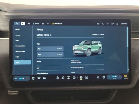 Used 2024 Rivian R1S Adventure AWD/4WD image 29