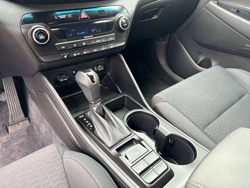 Used 2019 Hyundai Tucson Sport FWD image 27