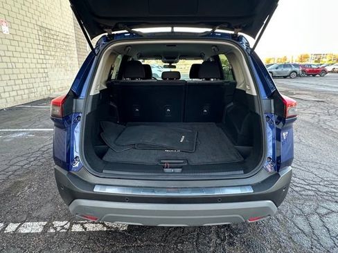 Used 2023 Nissan Rogue SV AWD/4WD image 15