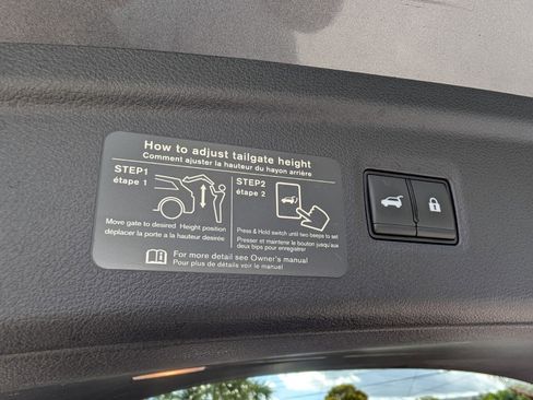 Used 2023 INFINITI QX50 Luxe image 10