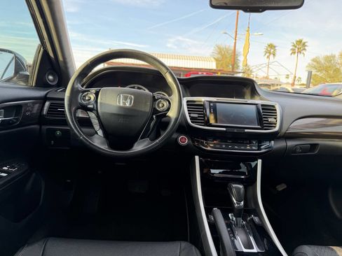 Used 2016 Honda Accord EX-L image 20