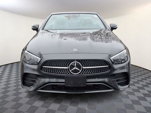 Used 2023 Mercedes-Benz E 450 4MATIC Cabriolet image 2