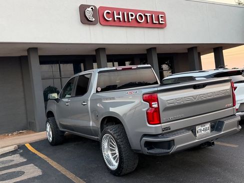 Used 2025 Chevrolet Silverado 1500 RST AWD/4WD image 3