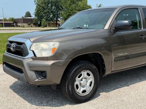 Used 2013 Toyota Tacoma 2WD Access Cab w/ SR5 Pkg image 3