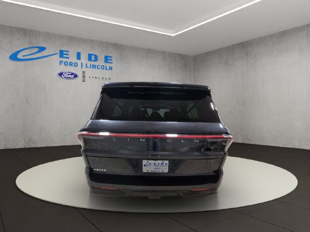 New 2027 Lincoln Navigator L Reserve AWD/4WD image 5