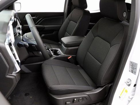 New 2026 GMC Canyon Elevation w/ Convenience Package image 10