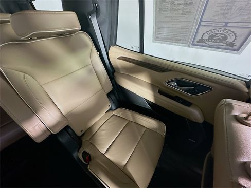 Used 2023 Chevrolet Tahoe Premier image 14