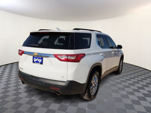 Used 2020 Chevrolet Traverse LT image 4