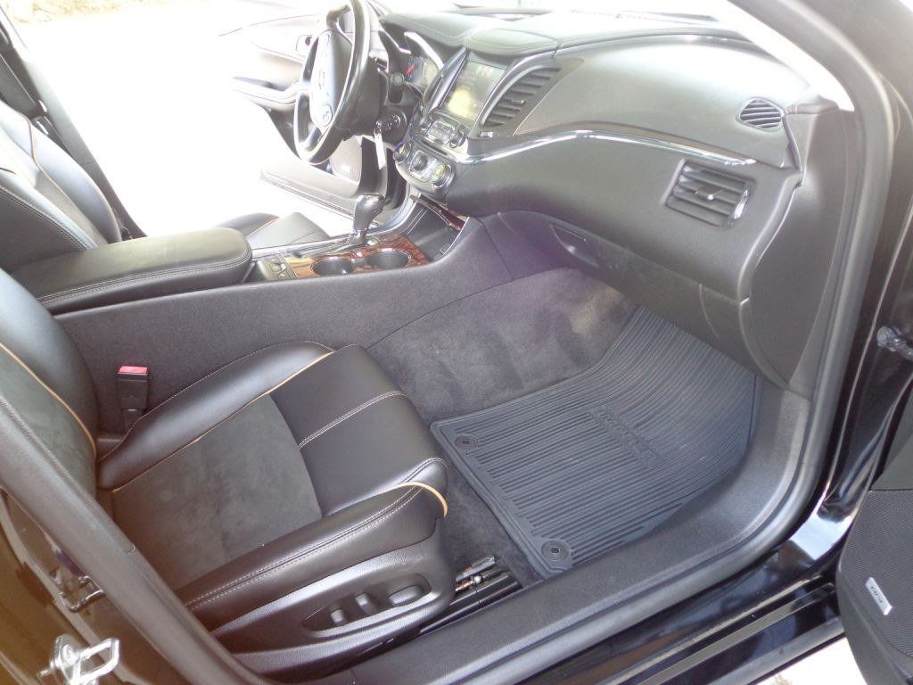 Used 2014 Chevrolet Impala LT FWD image 18