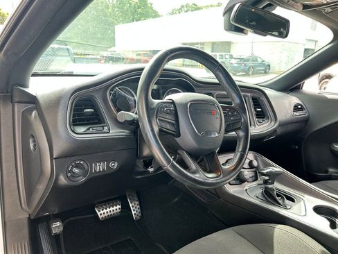 Used 2023 Dodge Challenger GT image 10