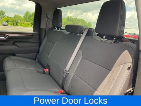 Certified 2024 Chevrolet Silverado 2500 LT image 17