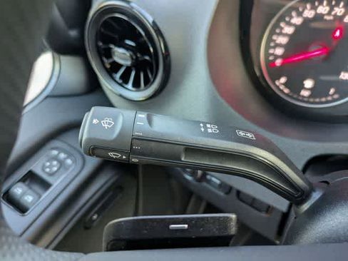 Used 2025 Mercedes-Benz Sprinter 2500 image 24