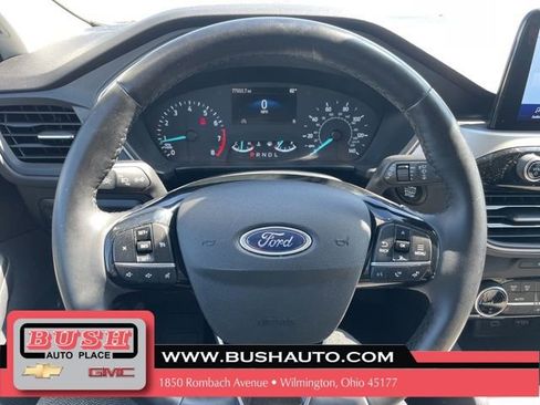 Used 2022 Ford Escape SE w/ Convenience Package FWD image 17
